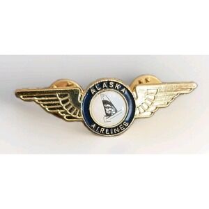 Vintage Alaska Airlines Wings Eskimo Lapel Pin Gold Tone Aviation Tie Tac Pin